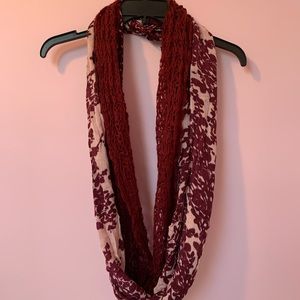 Infinity Scarf with knitted detailing